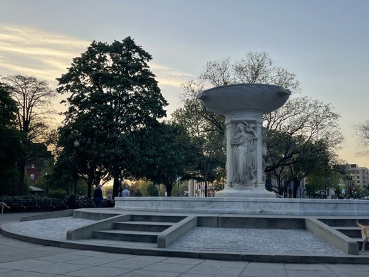 Dupont Circle by null