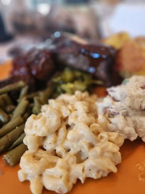 Momma's Mustard, Pickles & BBQ - Hurstbourne by null