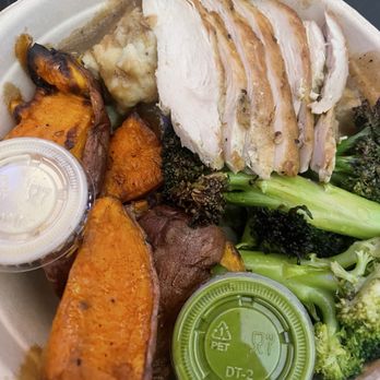 Dig Inn - New American Near Me - Brooklyn, New York Dig Inn - New American Near Me - Brooklyn, New York