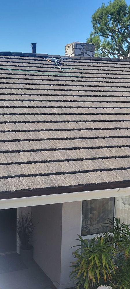 Slide of Tinoco Roofing