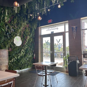 Vale Healthy Kitchen - Jacksonville - Dinning area was vibey - Acai Bowls Near Me - Jacksonville, Florida Vale Healthy Kitchen - Jacksonville - Dinning area was vibey - Acai Bowls Near Me - Jacksonville, Florida