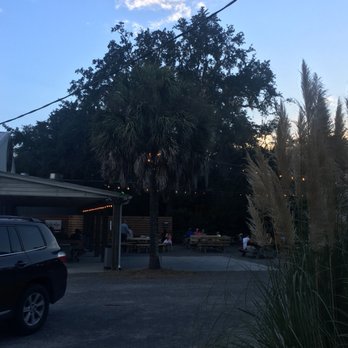 Low Tide Brewing - Breweries Near Me - Johns Island, South Carolina