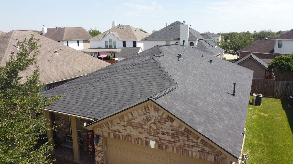 Slide of DR Roofing and Construction