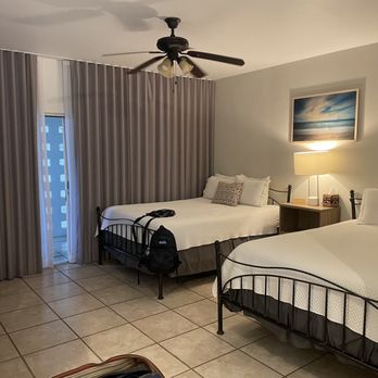 The Lazy Parrot Inn - Hotels Near Me - Rincón, Puerto Rico The Lazy Parrot Inn - Hotels Near Me - Rincón, Puerto Rico