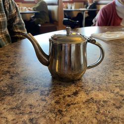 Amsterdam Diner - Cute tea pot