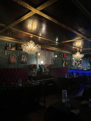 The White Rabbit Cocktail Parlour-Speakeasy, Restaurant, Bar by null