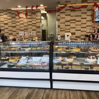 Sheng Kee Bakery & Cafe - Order counter - Bakeries Near Me - Daly City, California