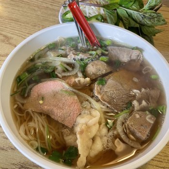 Pho Viet - Vietnamese Near Me - Milwaukee, Wisconsin