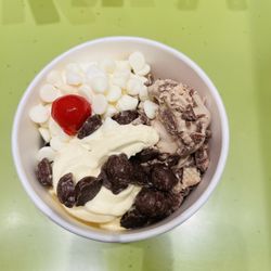 Menchie's Frozen Yogurt - San Tan Village