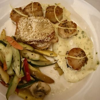 Le Rendez-vous - Saint Jacques (scallops) - French Near Me - Tucson, Arizona Le Rendez-vous - Saint Jacques (scallops) - French Near Me - Tucson, Arizona