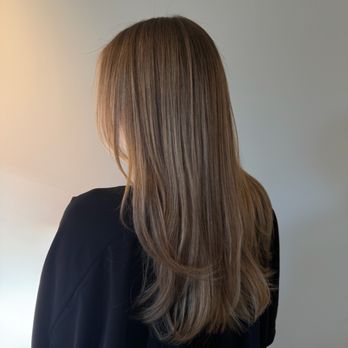 Coastal House - Soft blonde hair color inspo - Hair Salons Near Me - Thousand Oaks, California Coastal House - Soft blonde hair color inspo - Hair Salons Near Me - Thousand Oaks, California