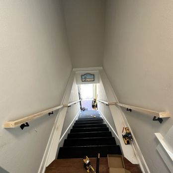 Elk Pro - Handrails installation - Handyman Near Me - Jacksonville, Florida Elk Pro - Handrails installation - Handyman Near Me - Jacksonville, Florida