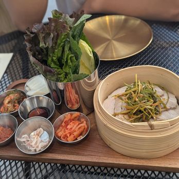 Palilgu - bossam - Korean Near Me - Chicago, Illinois