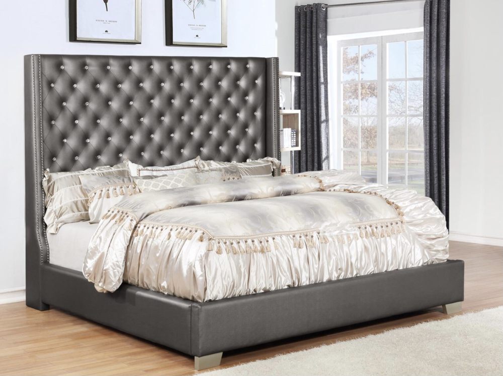 DIS & DAT FURNITURE AND MORE Updated August 2024 28 Photos 1924