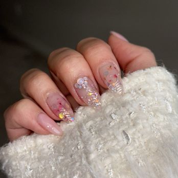HanCTLe Nails Studio - Nails by Han spring sparkle - Nail Salons Near Me - Chino Hills, California