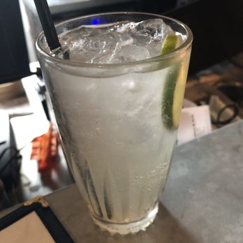 Oysters & Grill - Moscow Mule - Seafood Near Me - København N, 84 Oysters & Grill - Moscow Mule - Seafood Near Me - København N, 84