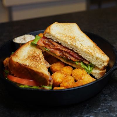 Khaos Brewcade & Kitchen by null