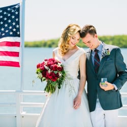 Gull Lake Cruises - Have your wedding on board Destiny Cruises.