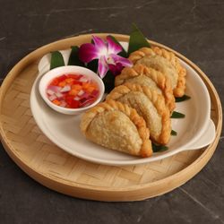 Get Thai Takeaway - Curry puff