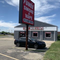 Fumee Smoke & Vape