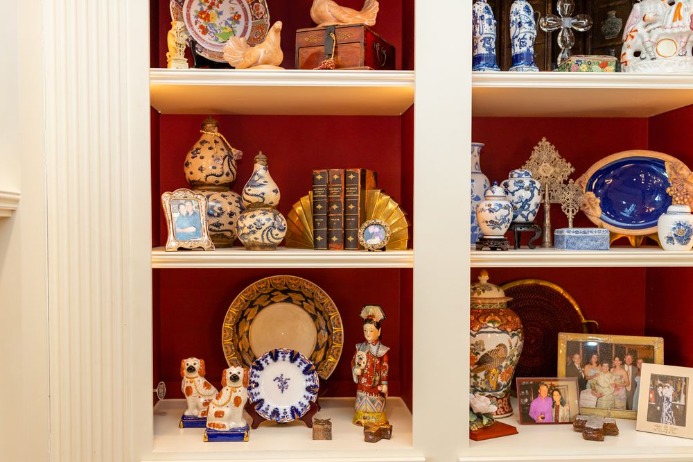 Slide of Kl Builders Interiors