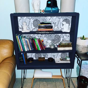 Fixitnflipitbymari - Custom bookshelf - Painters Near Me