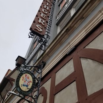 Usinger's - Meat Shops Near Me - Milwaukee, Wisconsin