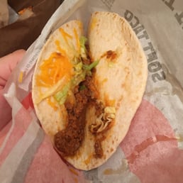 This is supposed to be a soft taco supreme This is supposed to be a soft taco supreme