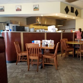 Miki's Restaurant - Simple dining room. - Breakfast & Brunch Near Me - Matthews, North Carolina