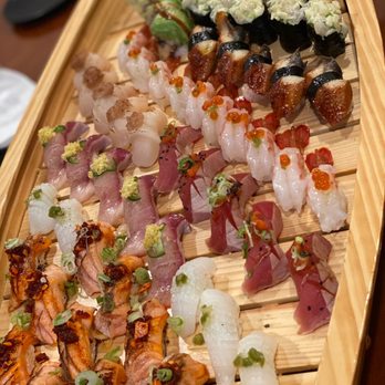 Ebi Sushi Bar - Sushi Bars Near Me - Somerville, Massachusetts