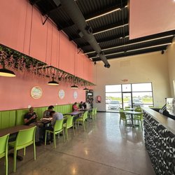 Chaud Coffee - Sitting area