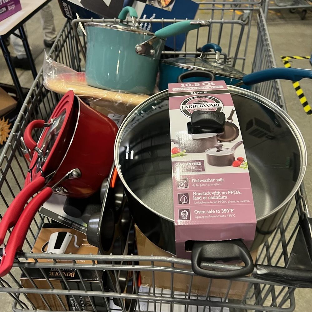 Meyer Outlet Sale - Pam see it yourself - Home & Garden Near Me - Vallejo, California Meyer Outlet Sale - Pam see it yourself - Home & Garden Near Me - Vallejo, California