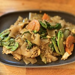 Fighting Fish Thai Cuisine - PAD SEE EW