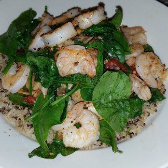 BJ's Restaurant & Brewhouse - New American Near Me - Boardman, Ohio