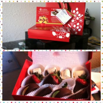 Edible Arrangements - My grandma loved it and she said they had excellence ssrvice! I agree! The guy who delieverd called me beforehand! I recommend - Gift Shops Near Me - Honolulu, Hawaii Edible Arrangements - My grandma loved it and she said they had excellence ssrvice! I agree! The guy who delieverd called me beforehand! I recommend - Gift Shops Near Me - Honolulu, Hawaii