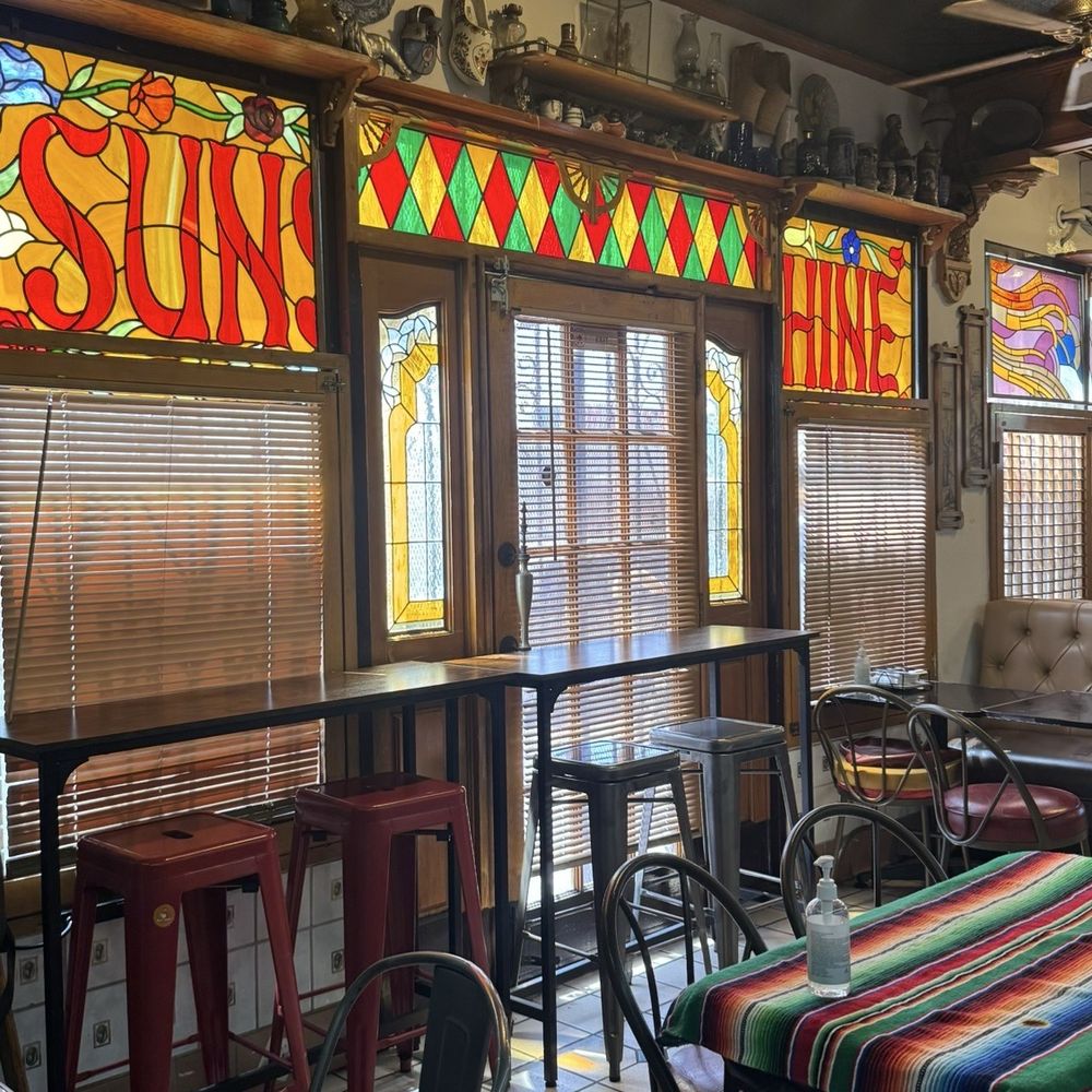 Mexes Cafe - Geeking over the vintage Painted Glass - Cafes Near Me - Los Angeles, California Mexes Cafe - Geeking over the vintage Painted Glass - Cafes Near Me - Los Angeles, California