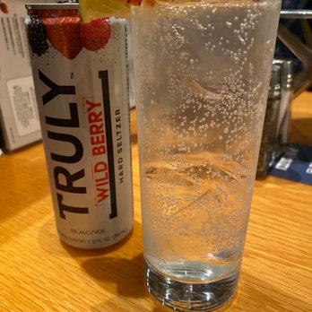 BJ's Restaurant & Brewhouse - New American Near Me - Bakersfield, California