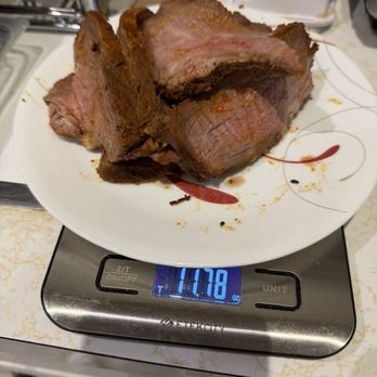 Lucille's Smokehouse Bar-B-Que - 1lb of BEEF BRISKET, what a joke, try 11.7 ounces with the container - Barbeque Near Me - Brea, California