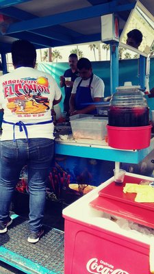 Mariscos el Coyote by null