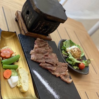 Leichi - A5 Miyazaki Beef Steak Bento - Japanese Near Me - Santa Clara, California