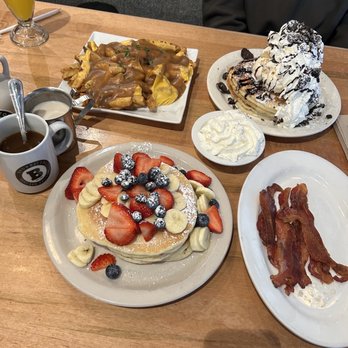 Brownstone Pancake Factory - Disco Dancin Fries Oreo Cookie Pancakes Deluxe Hickory Smoked Bacon brownstone Organic Fair Trade Coffee - Breakfast & Brunch Near Me - Edgewater, New Jersey Brownstone Pancake Factory - Disco Dancin Fries Oreo Cookie Pancakes Deluxe Hickory Smoked Bacon brownstone Organic Fair Trade Coffee - Breakfast & Brunch Near Me - Edgewater, New Jersey