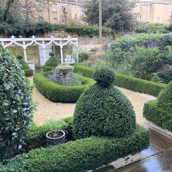 Kennard Hotel - Garden - Hotels Near Me - Bath, BAS