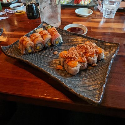 Yamazaru Sushi & Sake by null