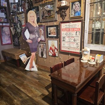 Bourbon Café and Coffee Saloon - Cafes Near Me - Bourbon, Missouri