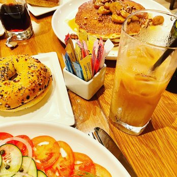 Serrano Vista Cafe - Cafes Near Me - S Highland, California