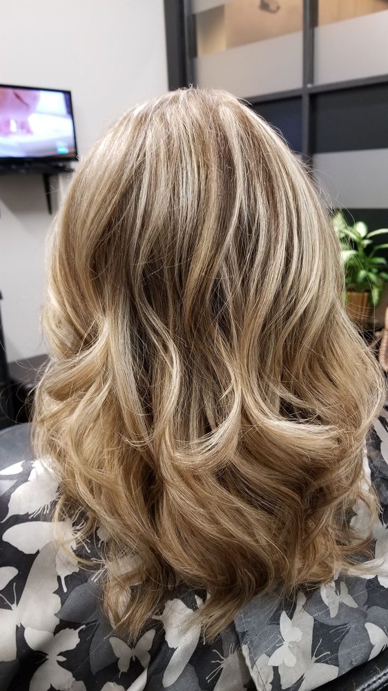 Hair by Helen Logo
