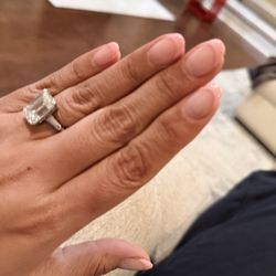 Divine Nail Bar - Dip with pink French manicure