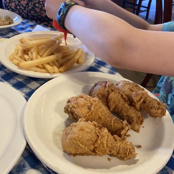 Blue Springs Cafe - Kids' fried chicken and French fries - American Near Me - Highland, Illinois Blue Springs Cafe - Kids' fried chicken and French fries - American Near Me - Highland, Illinois