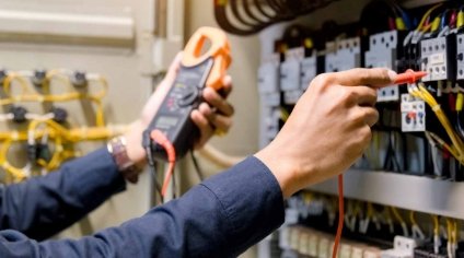 Slide of Chris Hicks Electrical Mechanical