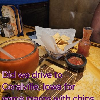 Casa Azul - Strawberry Margarita with Chips and Salsa - Mexican Near Me - Coralville, Iowa Casa Azul - Strawberry Margarita with Chips and Salsa - Mexican Near Me - Coralville, Iowa